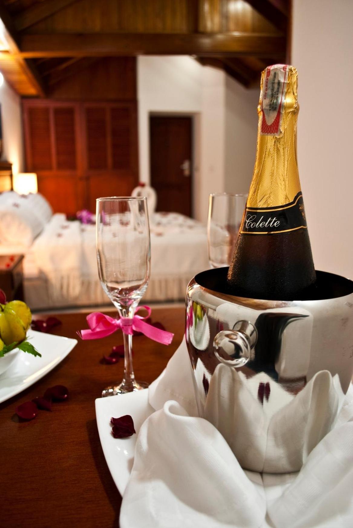 Blu Inn Hotel โบโกตา ภายนอก รูปภาพ